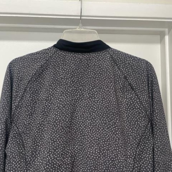 LULULEMON Hit It Jacket Frozen Fizz Black White EUC - Picture 13 of 14